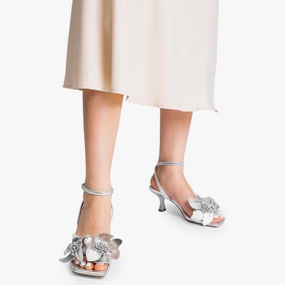 DREAM PAIRS Women's Flower Wedding Heels Cute Square Toe Size 7.5 - Picture 6 of 11